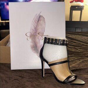 NWT JESSICA SIMPSON Juniya Studded Heeled Sandals Sz 6.5